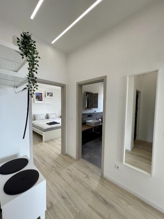 Lambda Holiday Apartments Jesenice  Esterno foto