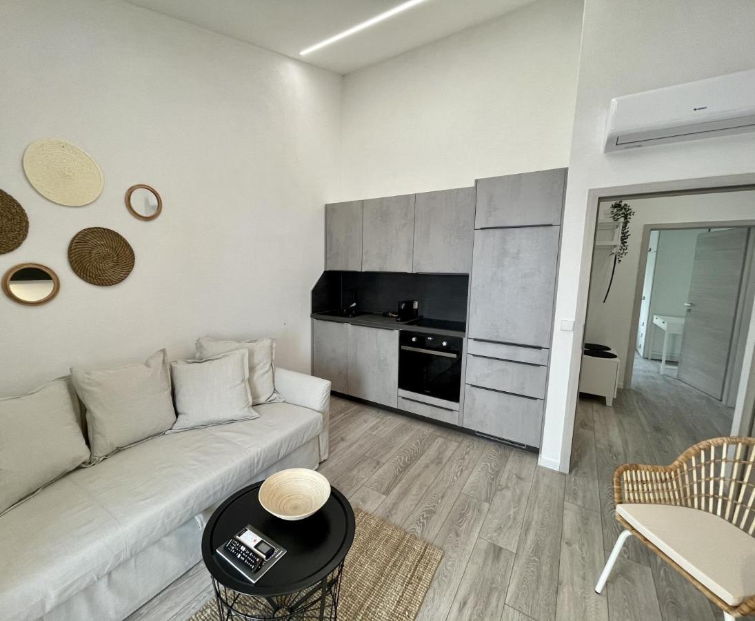 Lambda Holiday Apartments Jesenice  Esterno foto