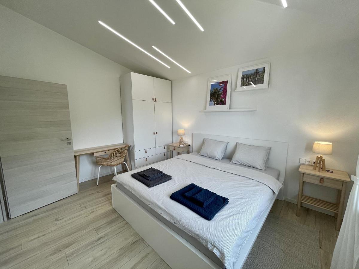 Lambda Holiday Apartments Jesenice  Esterno foto