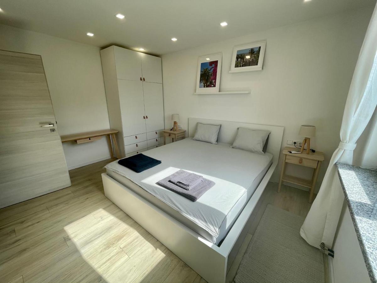 Lambda Holiday Apartments Jesenice  Esterno foto